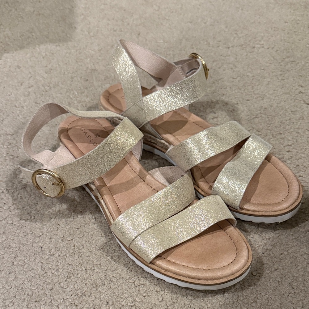 Caslon Shimmering Gold Sandals Size 7.5
